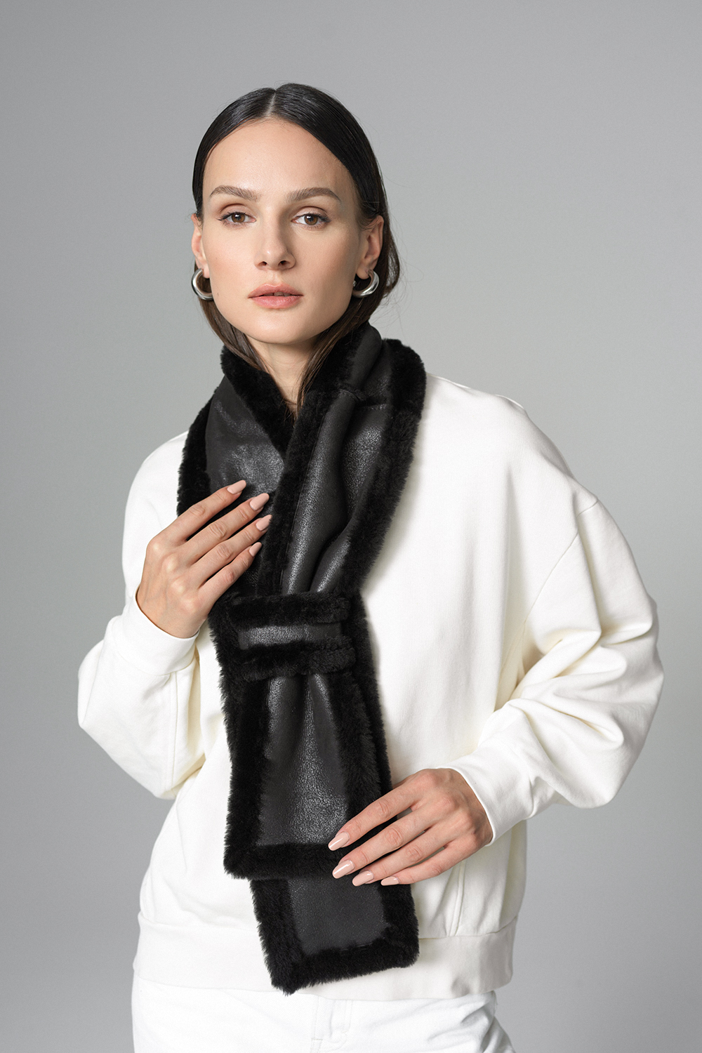 Fular din blana 960 negru 2