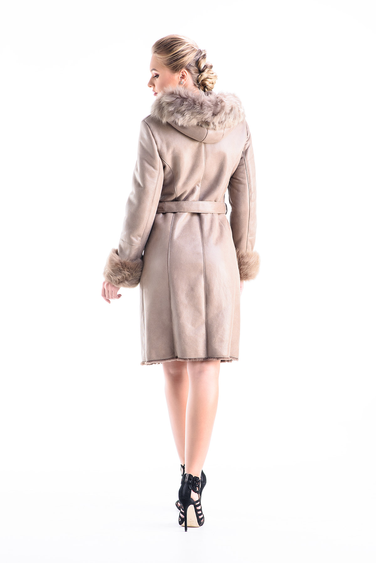 Fur coat for women102 G beige 2