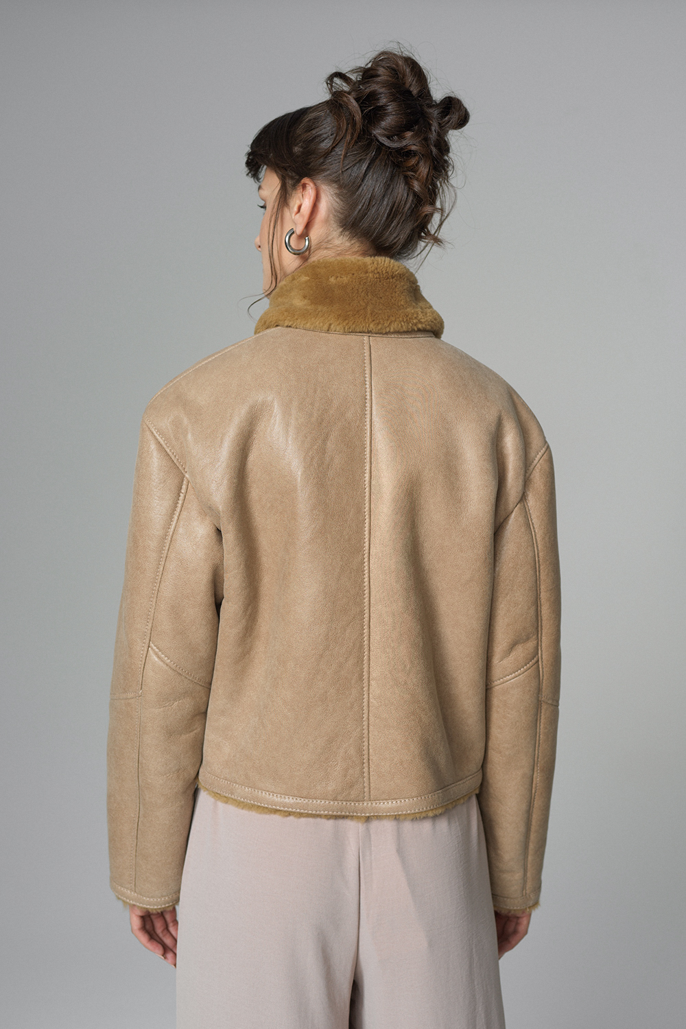 Geaca din blana de miel oversized 2068 bej 3