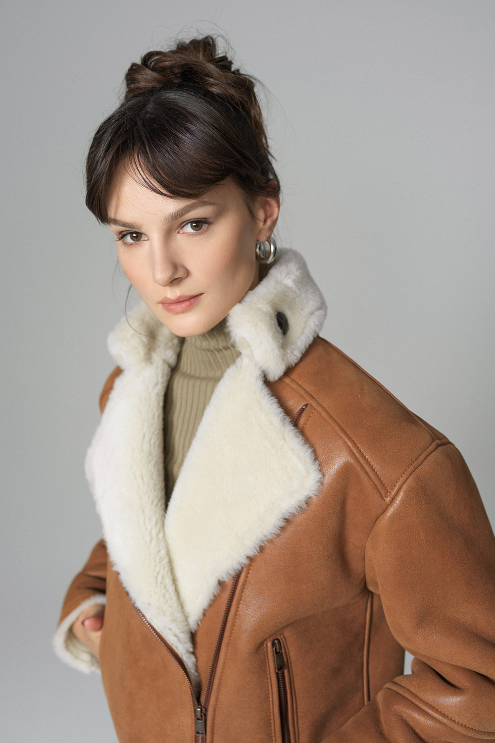 Geaca din blana de miel oversized 2068 coniac 2