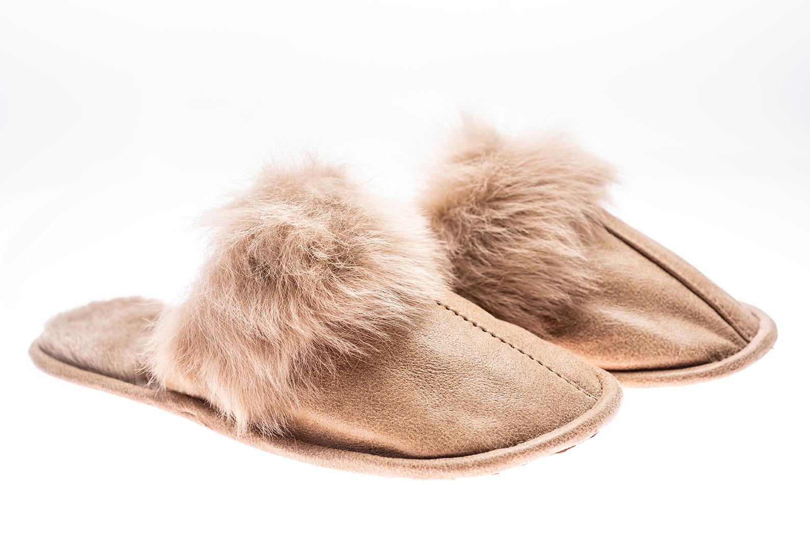 Papuci de casa din blana 902 bej 1 Papuci de casa din blana 902 bej 1