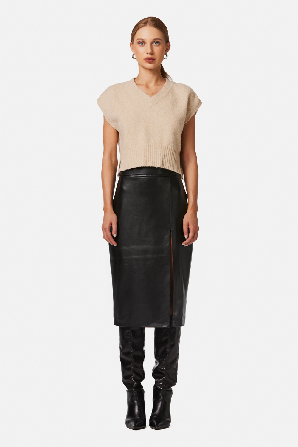 Fusta din piele naturala 657 neagra