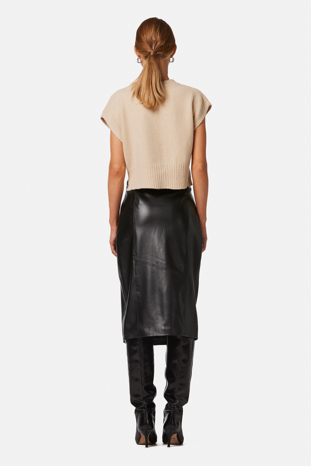 Fusta din piele naturala 657 neagra